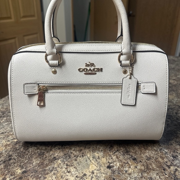Coach purse - Picture 1 of 3